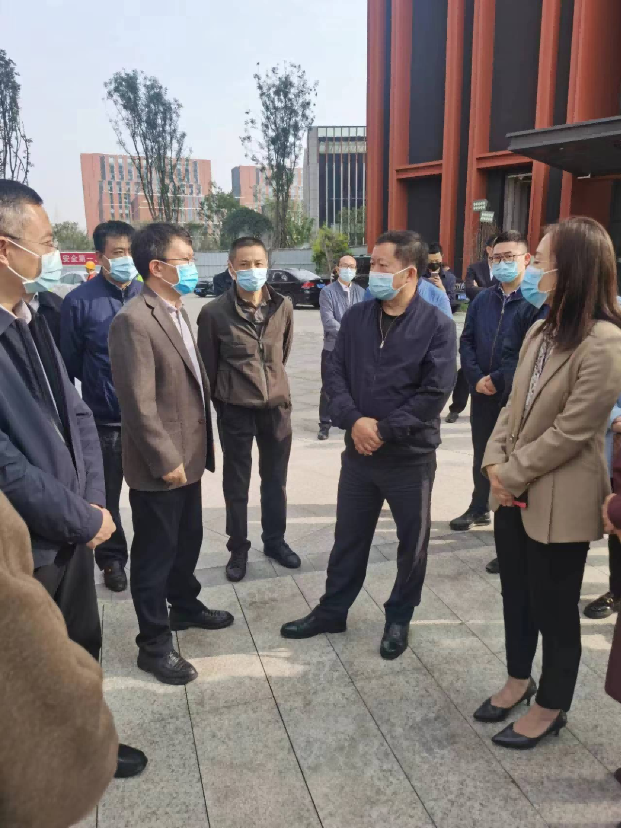 图片1(1) 图片1(1)